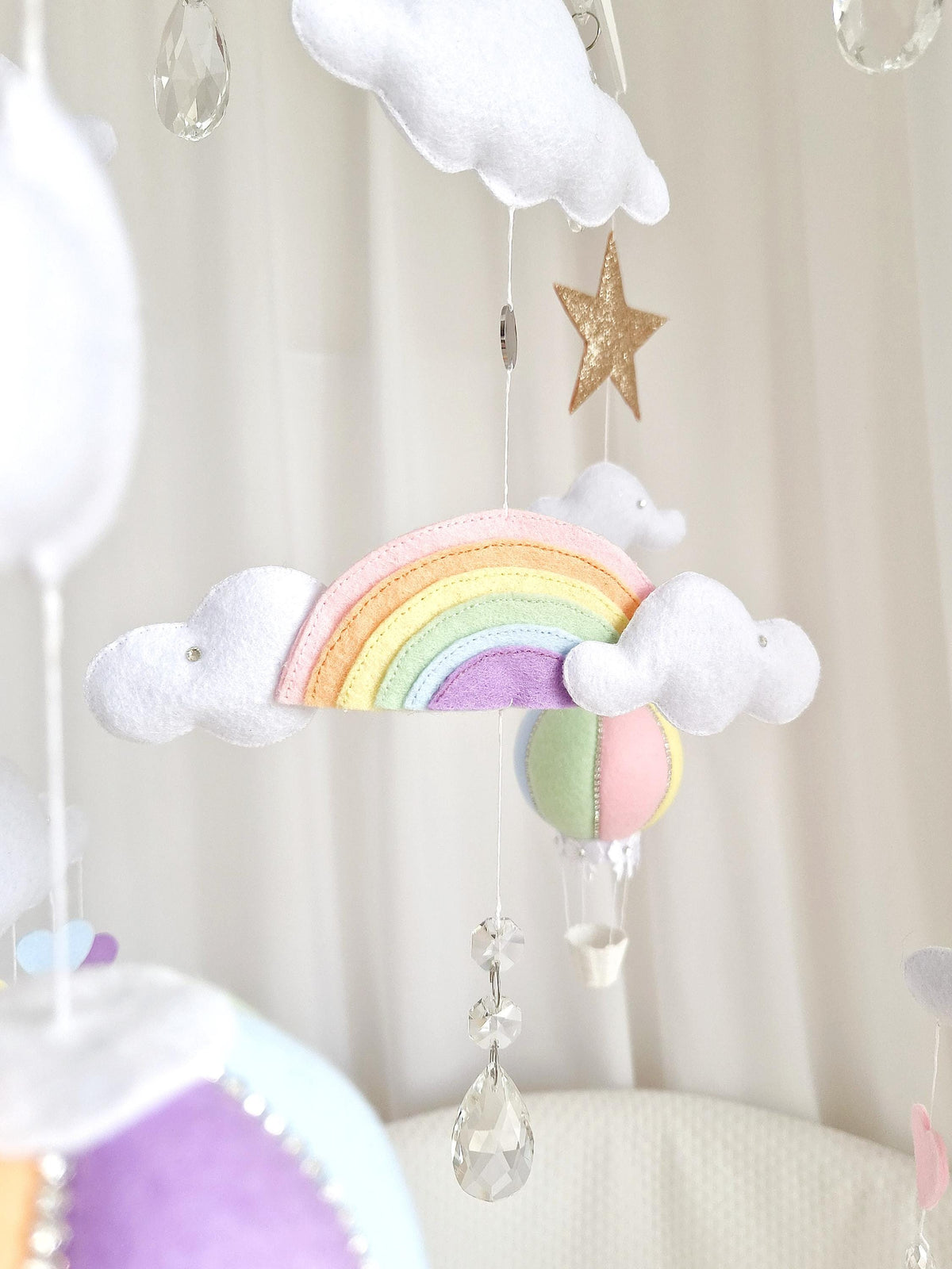 Rainbow Hot Air Balloon Baby Mobile, Pastel Nursery Décor, Baby Shower Gift